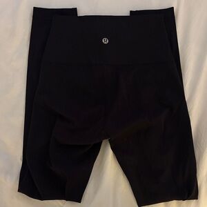 Lululemon black Wunder unders